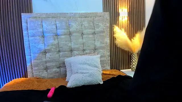 ada mclaine online show from 3, 11, 2025