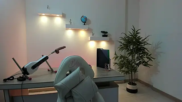 martina foxy  online show from 1, 11, 2025