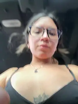 Mila Morgan online show from 3, 3, 2025