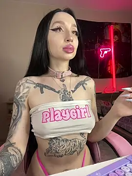 Molly  Moon online show from 9, 4, 2026