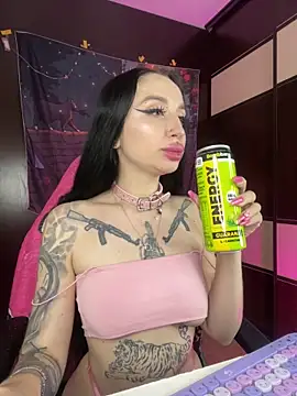 Molly  Moon online show from 13, 10, 2025