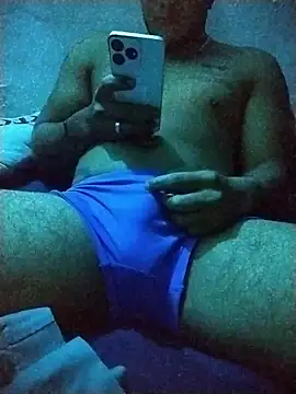 Woofer dick online show from 28, 11, 2025