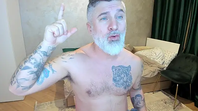 BlowMyXXL online show from 7, 2, 2025