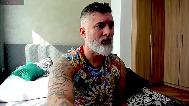 BlowMyXXL online show from 8, 3, 2025