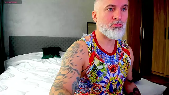 BlowMyXXL online show from 17, 3, 2025