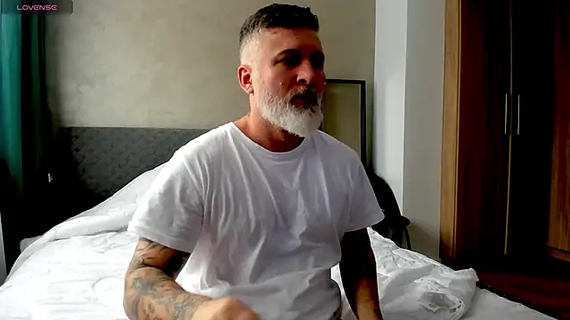 BlowMyXXL online show from 19, 3, 2025