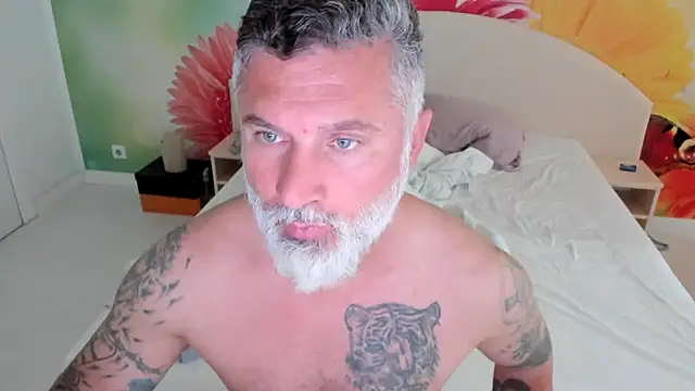 BlowMyXXL online show from 15, 11, 2025