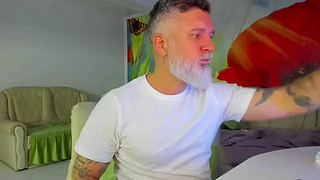 BlowMyXXL online show from 5, 1, 2026