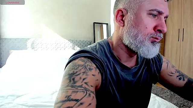 BlowMyXXL online show from 21, 2, 2025