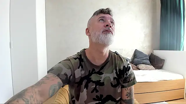 BlowMyXXL online show from 11, 9, 2025