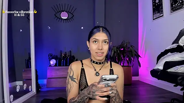 Raven Witch  online show from 21, 5, 2026