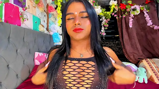 Snapshot of Karly_coffe chatting on 8, 7, 2026 Karly coffe online show from 8, 7, 2026