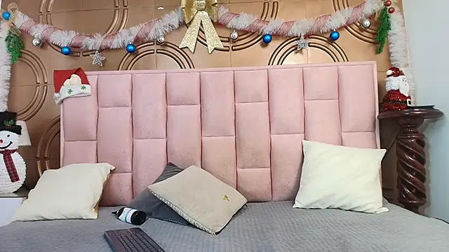 emmily keller19 online show from 19, 12, 2025