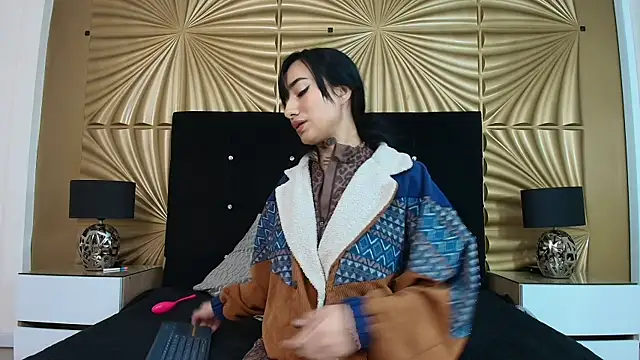 emmily keller19 online show from 28, 2, 2026