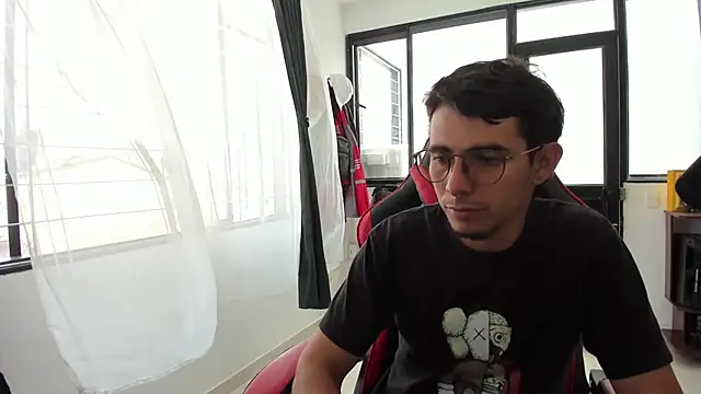 MauroD17 online show from 14, 4, 2026