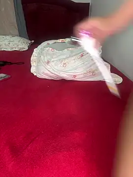 Monica Pimentinha  online show from 20, 12, 2024