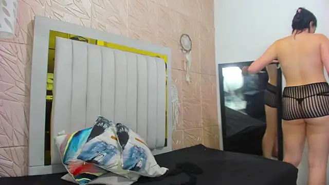 Snapshot of Ammy_Connor1 chatting on 9, 11, 2025 Ammy Connor1 online show from 9, 11, 2025