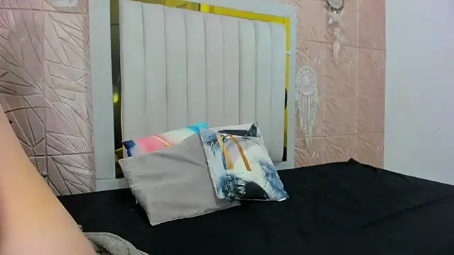 Snapshot of Ammy_Connor1 chatting on 22, 10, 2025 Ammy Connor1 online show from 22, 10, 2025