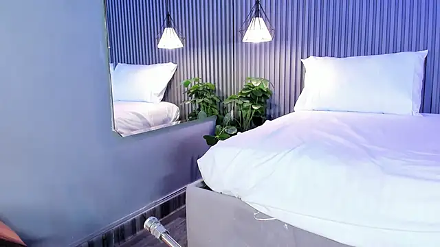 MaluDiaz online show from 25, 10, 2025