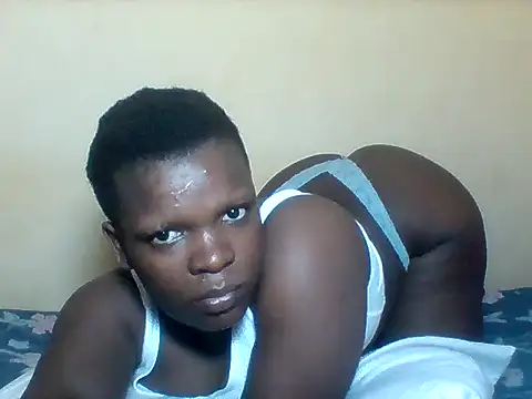 Snapshot of prittylorah15 chatting on 22, 9, 2025 prittylorah15 online show from 22, 9, 2025