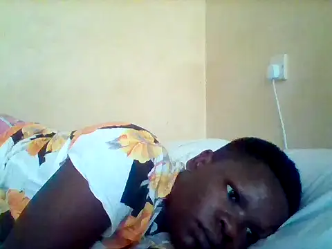 Snapshot of prittylorah15 chatting on 30, 10, 2025 prittylorah15 online show from 30, 10, 2025