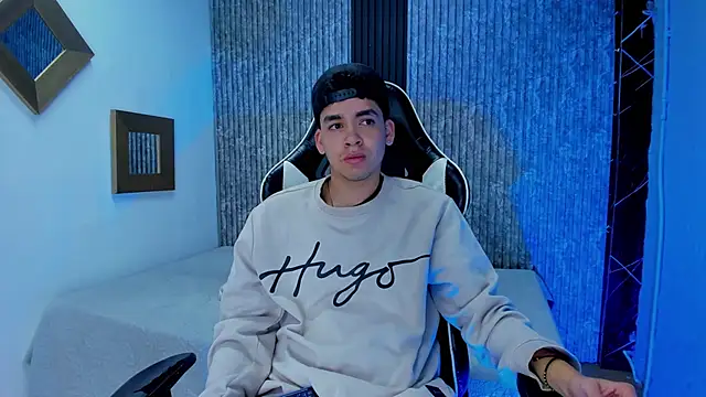 Mike 0233  online show from 3, 12, 2025