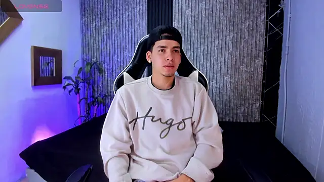 Mike 0233  online show from 26, 9, 2025