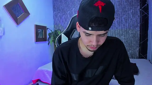 Mike 0233  online show from 17, 1, 2026