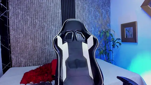 Mike 0233  online show from 1, 10, 2025