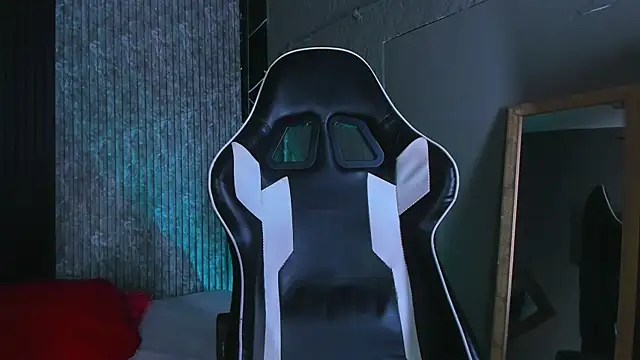 Mike 0233  online show from 13, 3, 2025