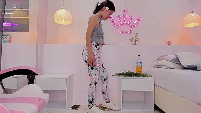 violeth hill online show from 20, 3, 2025