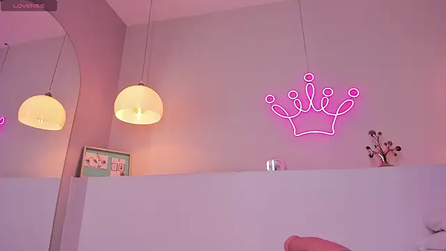 violeth hill online show from 18, 10, 2025