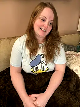 GingerSnap33 online show from 9, 9, 2025