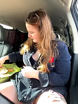 GingerSnap33 online show from 9, 11, 2025