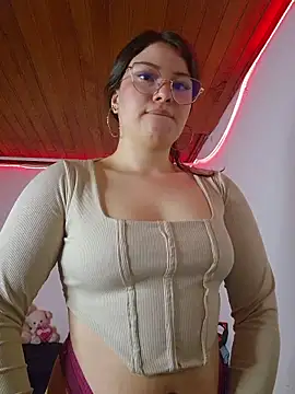 juli05star20 online show from 12, 4, 2026