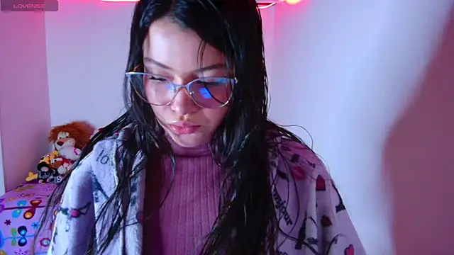 juli05star20 online show from 2, 12, 2025