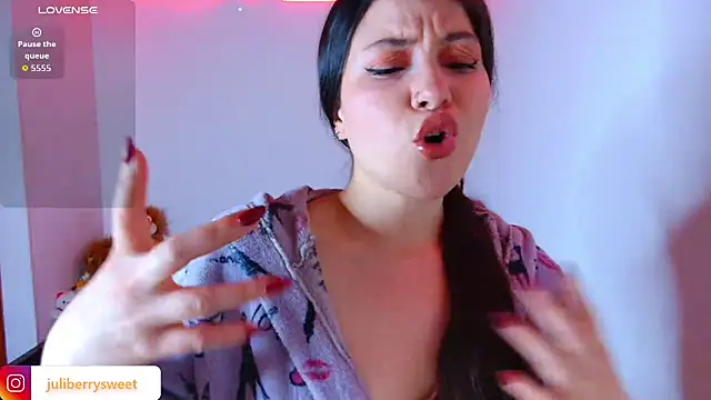 juli05star20 online show from 6, 11, 2025