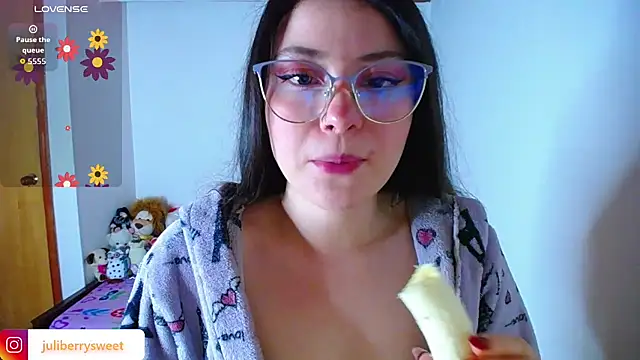 juli05star20 online show from 24, 10, 2025