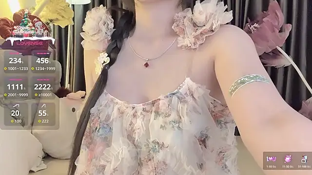 Snapshot of Nacy-Moonlight chatting on 20, 10, 2025 Nacy-Moonlight online show from 20, 10, 2025