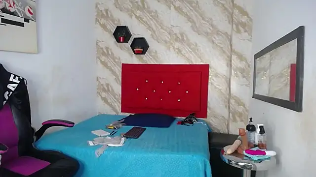 Snapshot of issa__love chatting on 11, 1, 2026 issa love online show from 11, 1, 2026