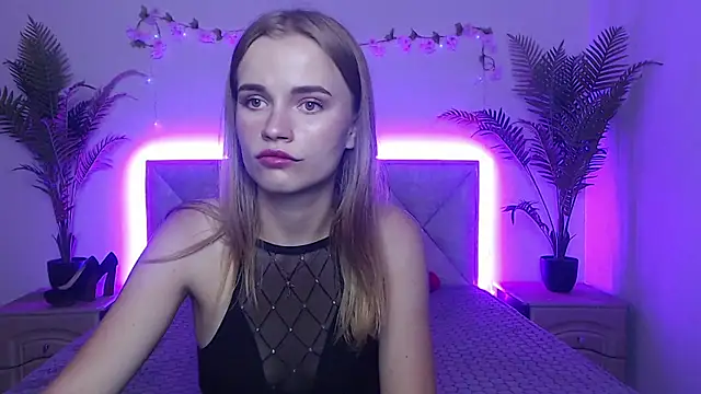 Snapshot of MargaritaKiss chatting on 5, 7, 2026 MargaritaKiss online show from 5, 7, 2026