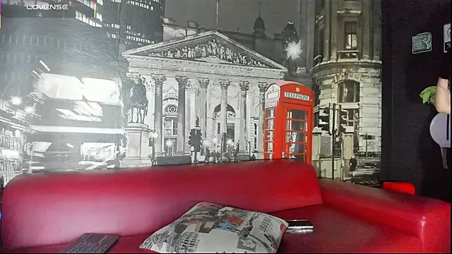 CloeRodriguez online show from 12, 4, 2026