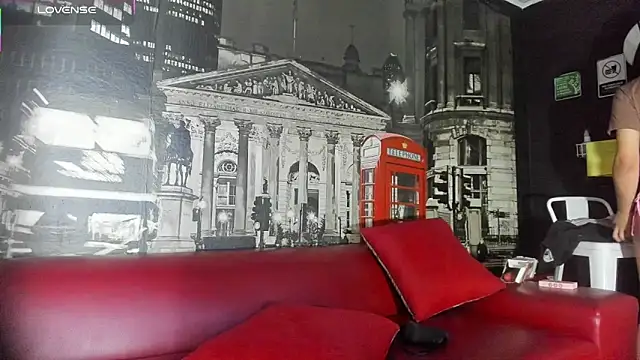 CloeRodriguez online show from 9, 3, 2026