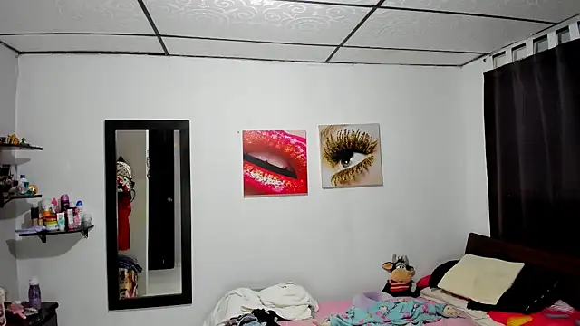 aleziiacam online show from 9, 10, 2025