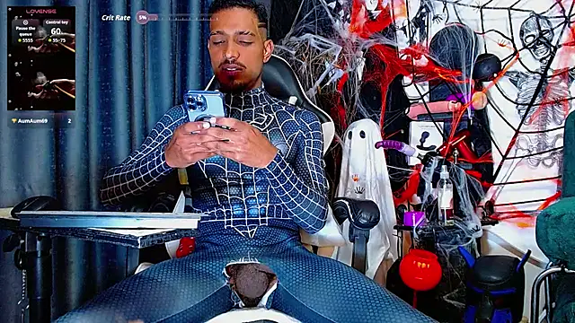 Snapshot of the_dog_lian chatting on 30, 10, 2025 the dog lian online show from 30, 10, 2025