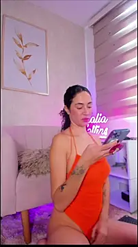 thaliacollins online show from 27, 10, 2025