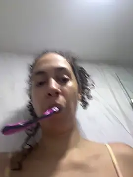 thaliacollins online show from 20, 12, 2025