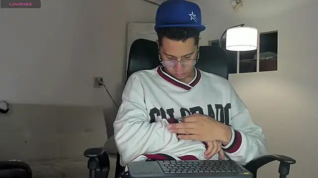 Snapshot of matt_benji chatting on 3, 12, 2025 matt benji online show from 3, 12, 2025