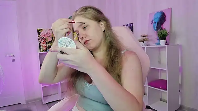 Megan Violer online show from 6, 7, 2026