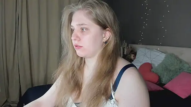 Megan Violer online show from 16, 4, 2026